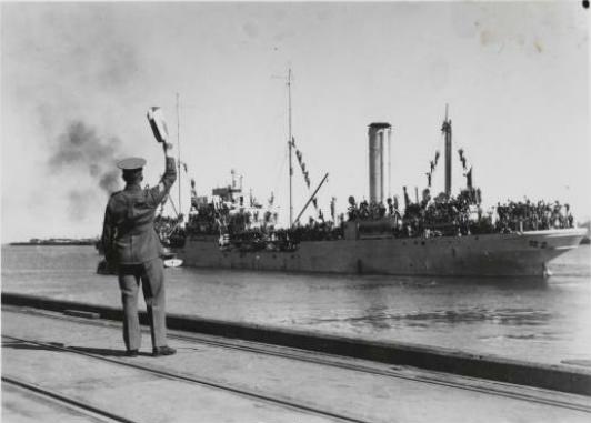 Kurumba sail Freman 2 16 4 41 with troops