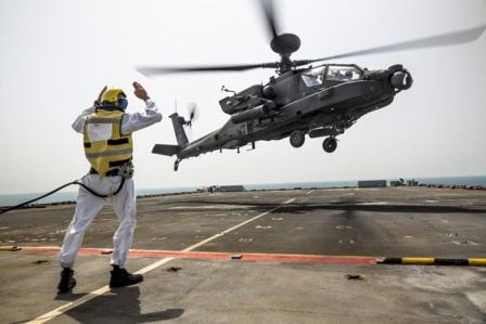 Cardbay US appache 1