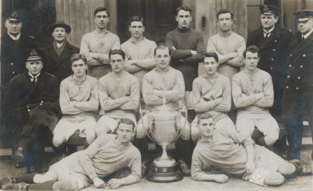 RACER FOOTBALL TEAM 1922