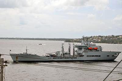 WKnight off Scarborough Tobago 2 11 2016