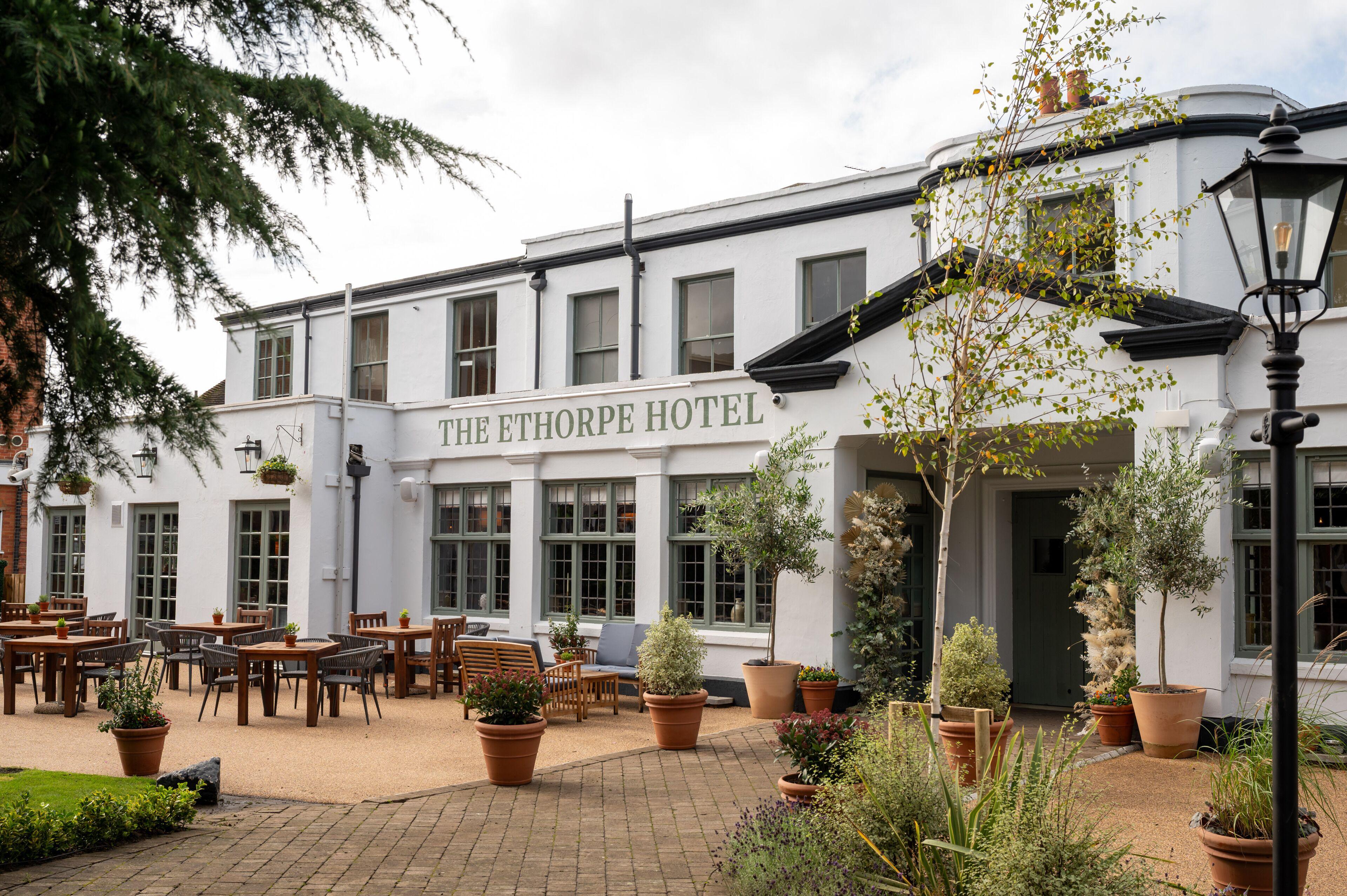 6 Design Hotels Near The Pavilions Uxbridge Worth Booking