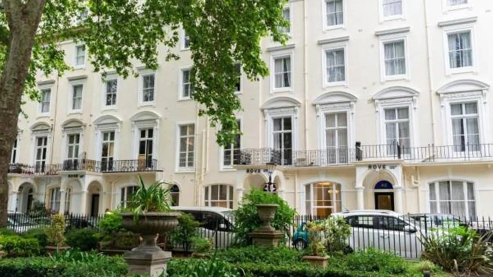 4 Bespoke Hotels In Central London That Stand Out