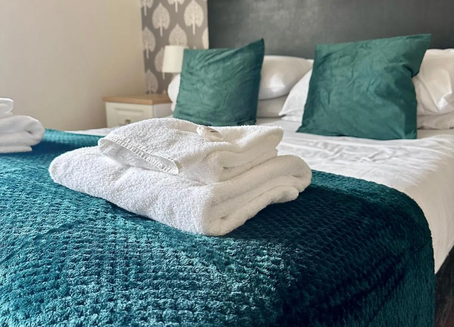 7 Family Friendly Hotels Near Blakesley Hall Museum Worth Booking