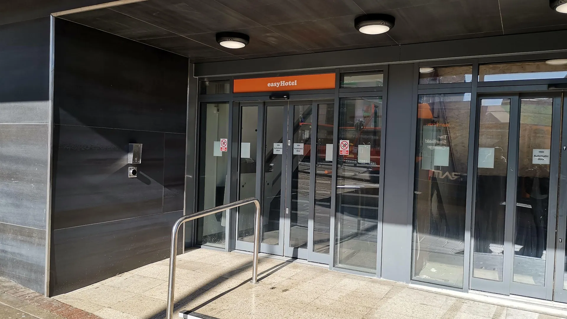 4 Smart Central Hotels Near Owlerton Stadium Worth Booking