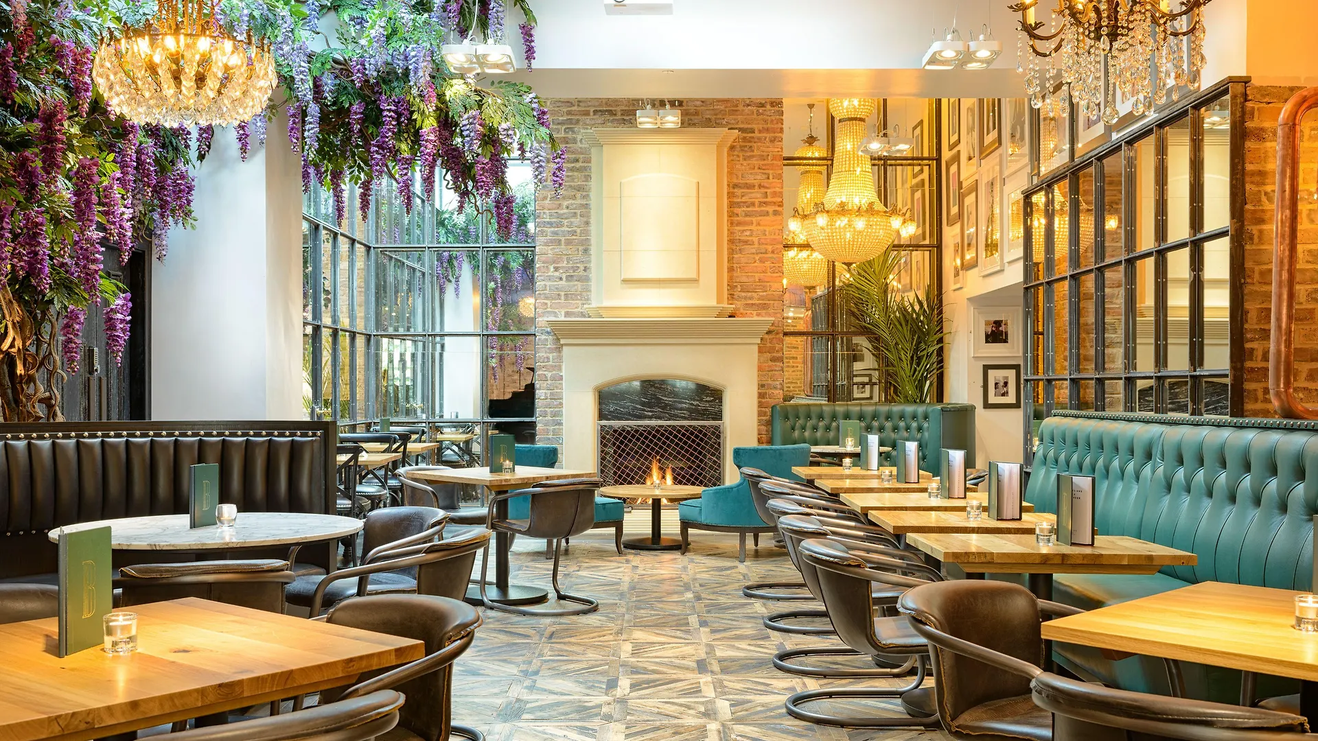 13 Top-Rated Central Hotels Close to Dean Gallery