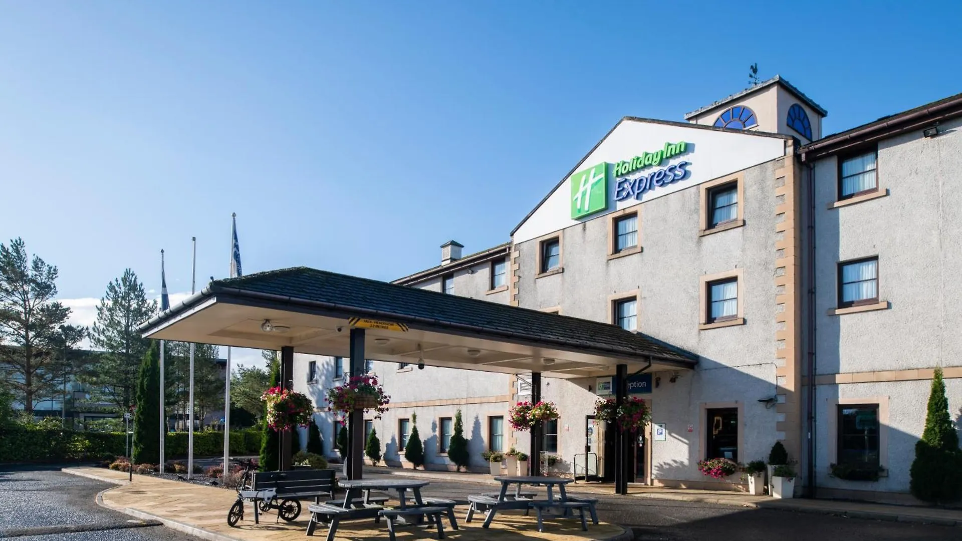 7 Family-Friendly Hotels Close to Scone Palace, Perth
