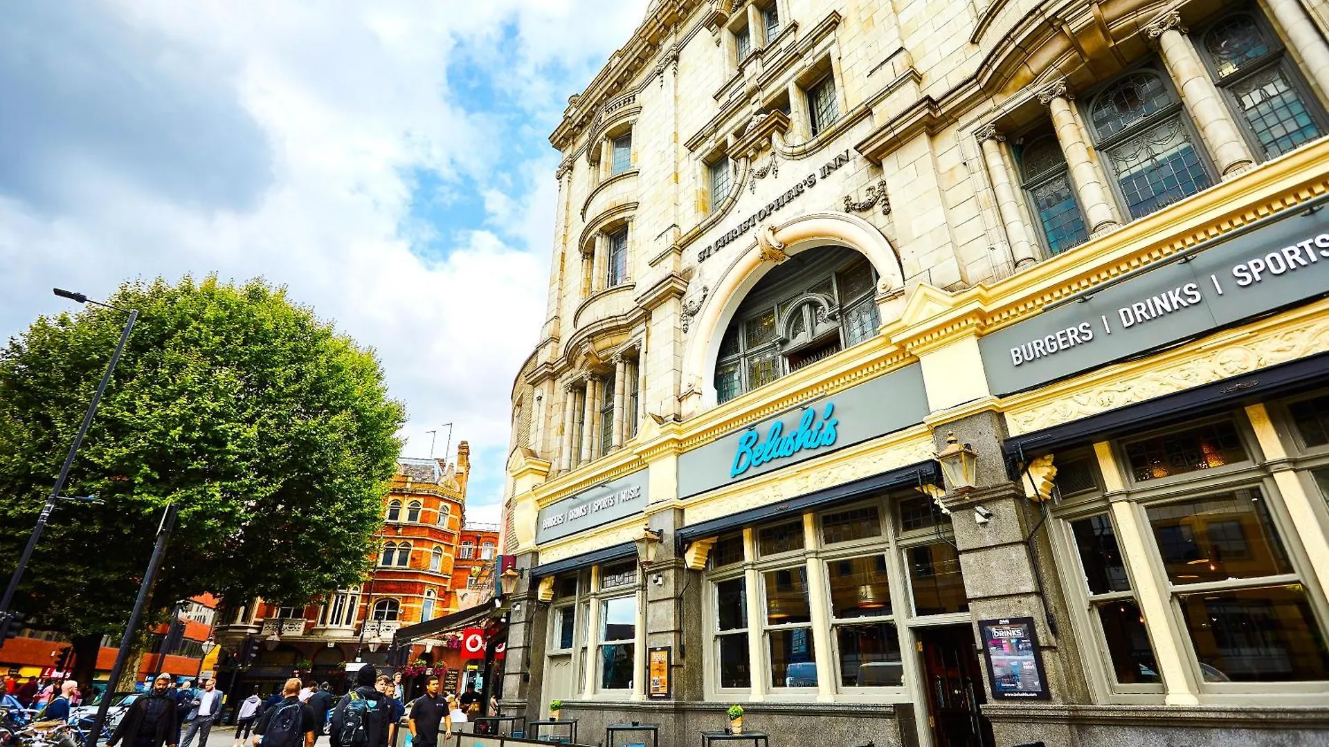 14 Cheap Hotels Near The Wallace Collection Worth Booking