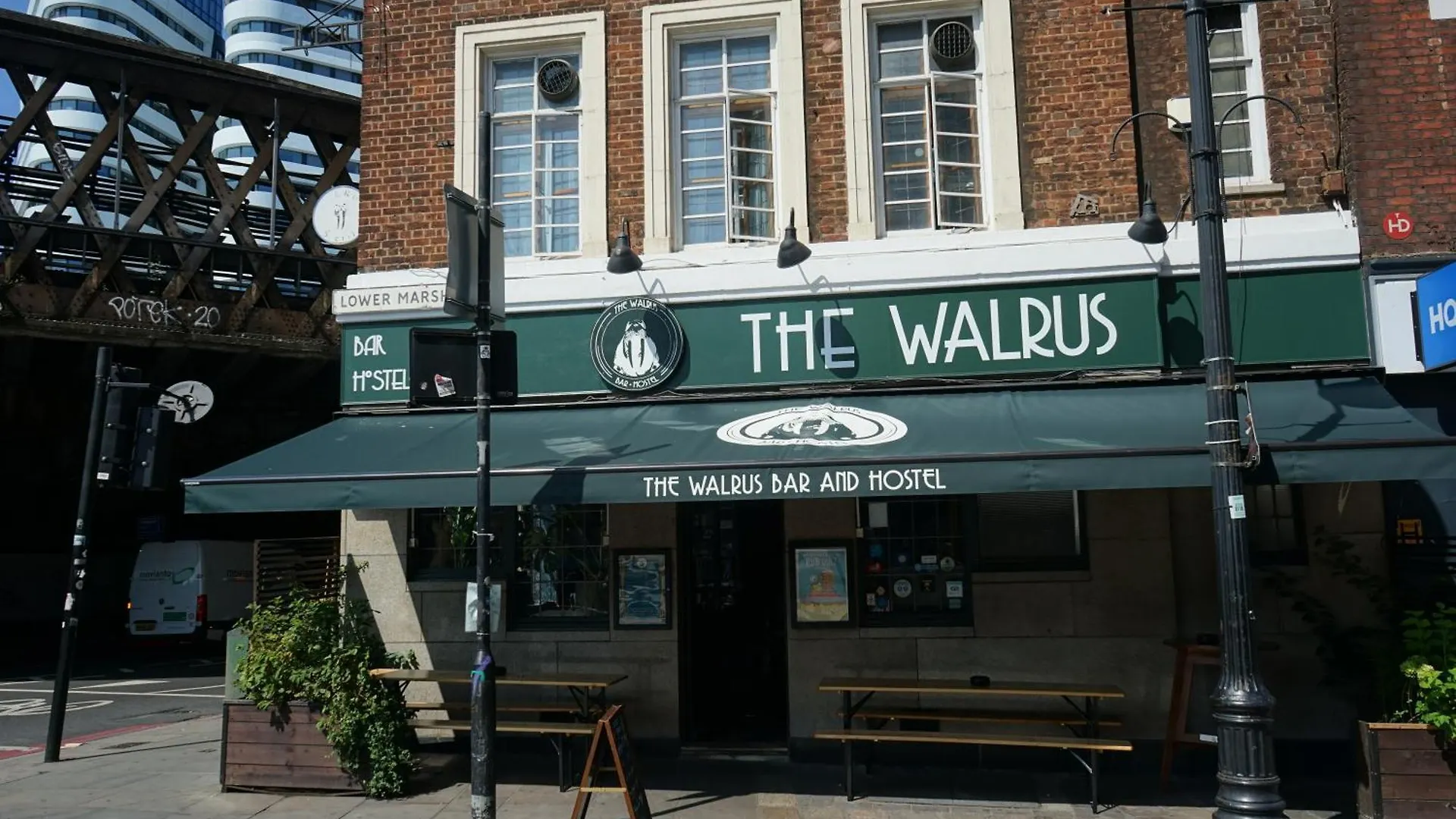 Where to Stay Near Seven Dials: 15 Best Budget Hotels