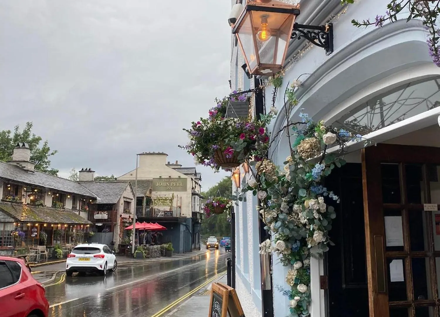 Staying Near Cookhouse Gallery: 13 Family Hotels Compared