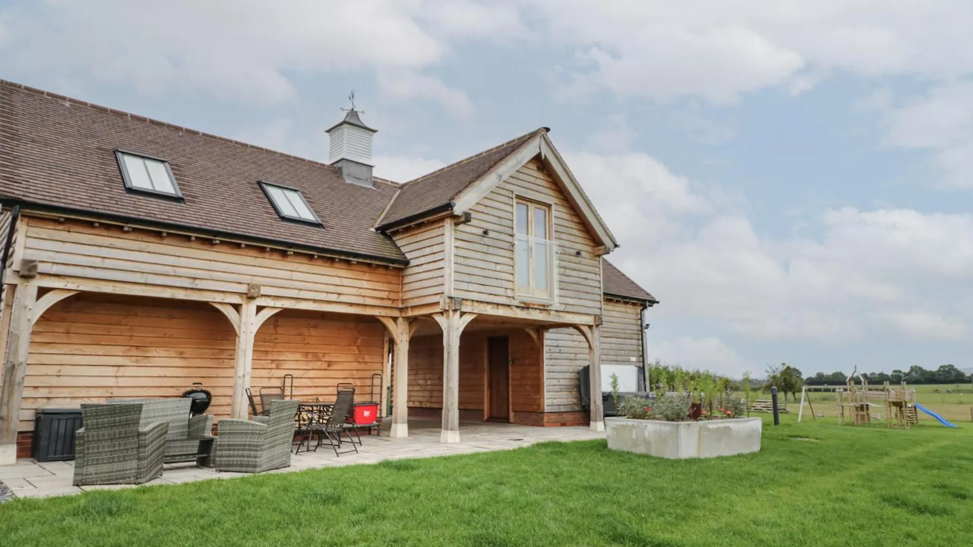 15 Top-Rated Sykes Cottages Holiday Homes In England