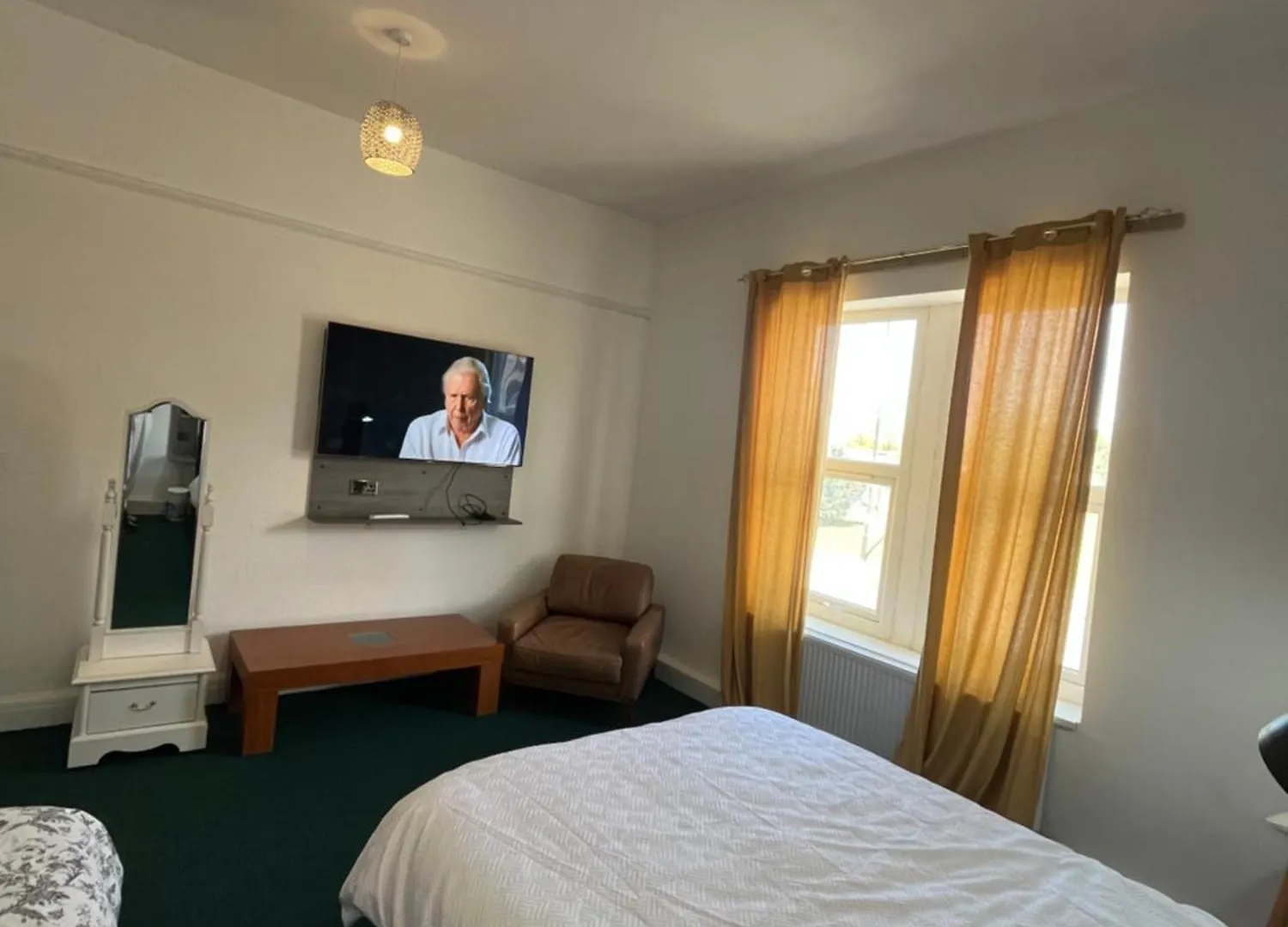 5 Family Hotels in Peak District Worth Booking Now