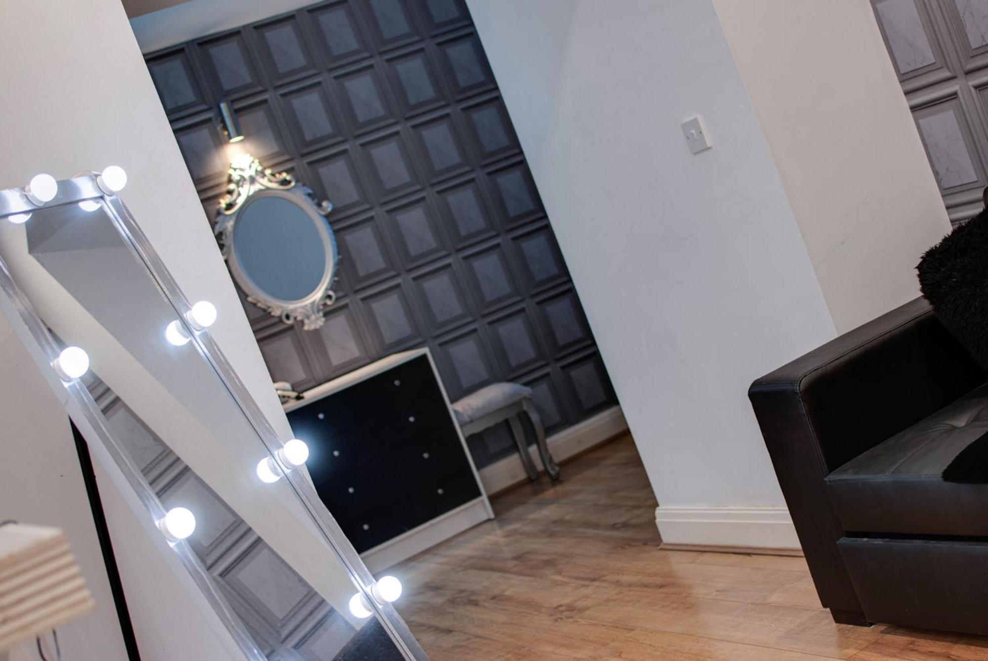 Staying in Liverpool City Centre: 10 Four-Star Hotels Compared
