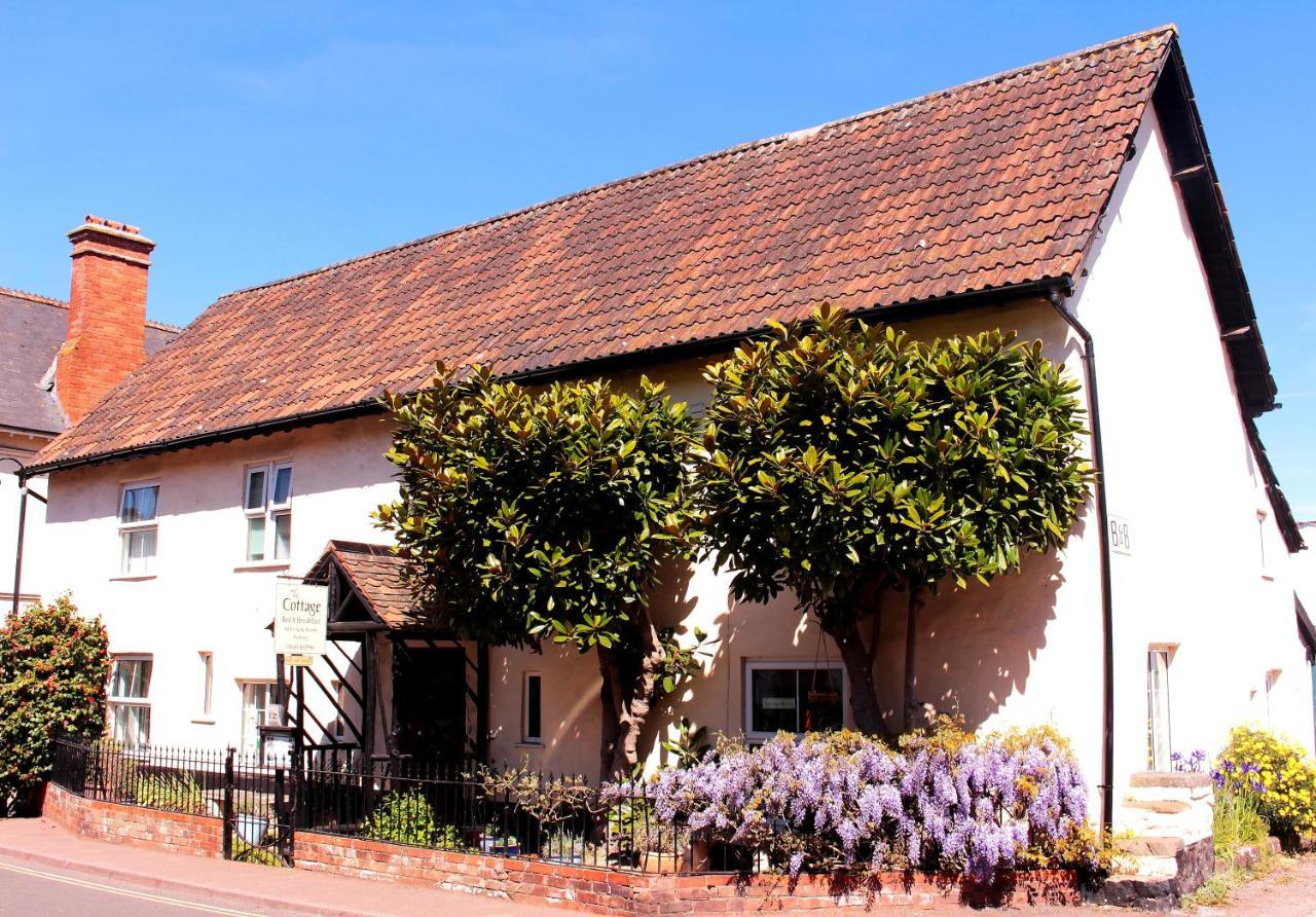Staying Near Butlins Minehead: 8 Central Hotels Compared