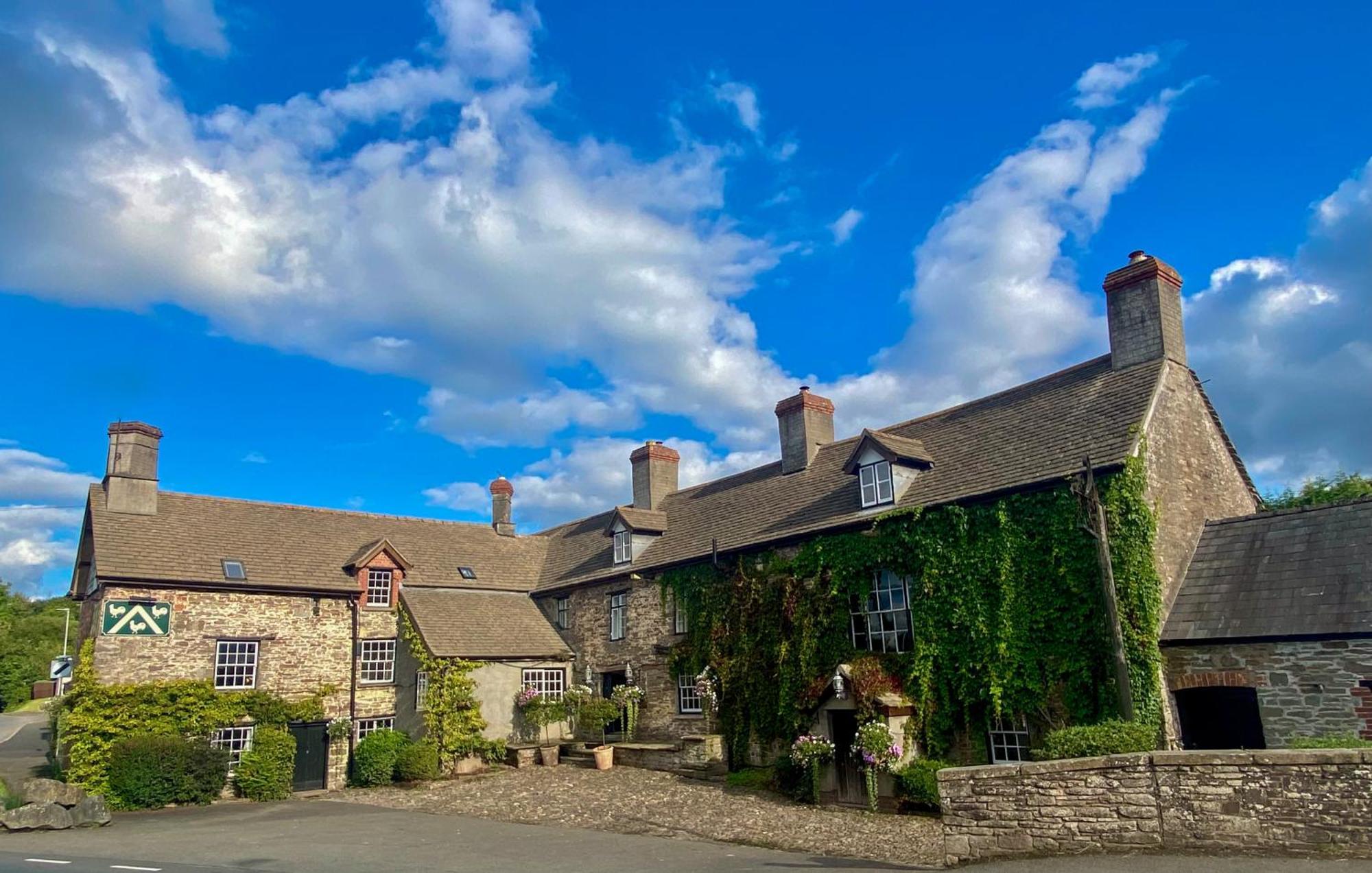 15 Family-Friendly Hotels in Wales That Deliver for Real Trips