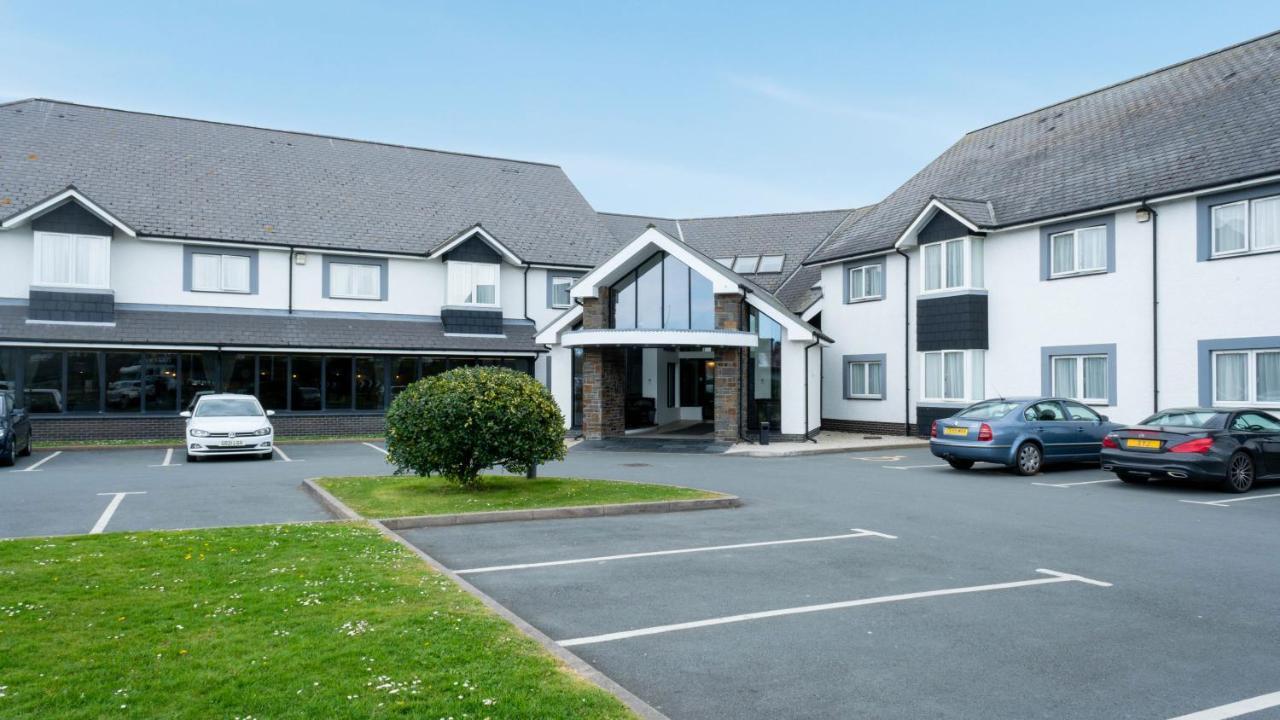13 Top-Rated Central Hotels In Dyfed, Wales