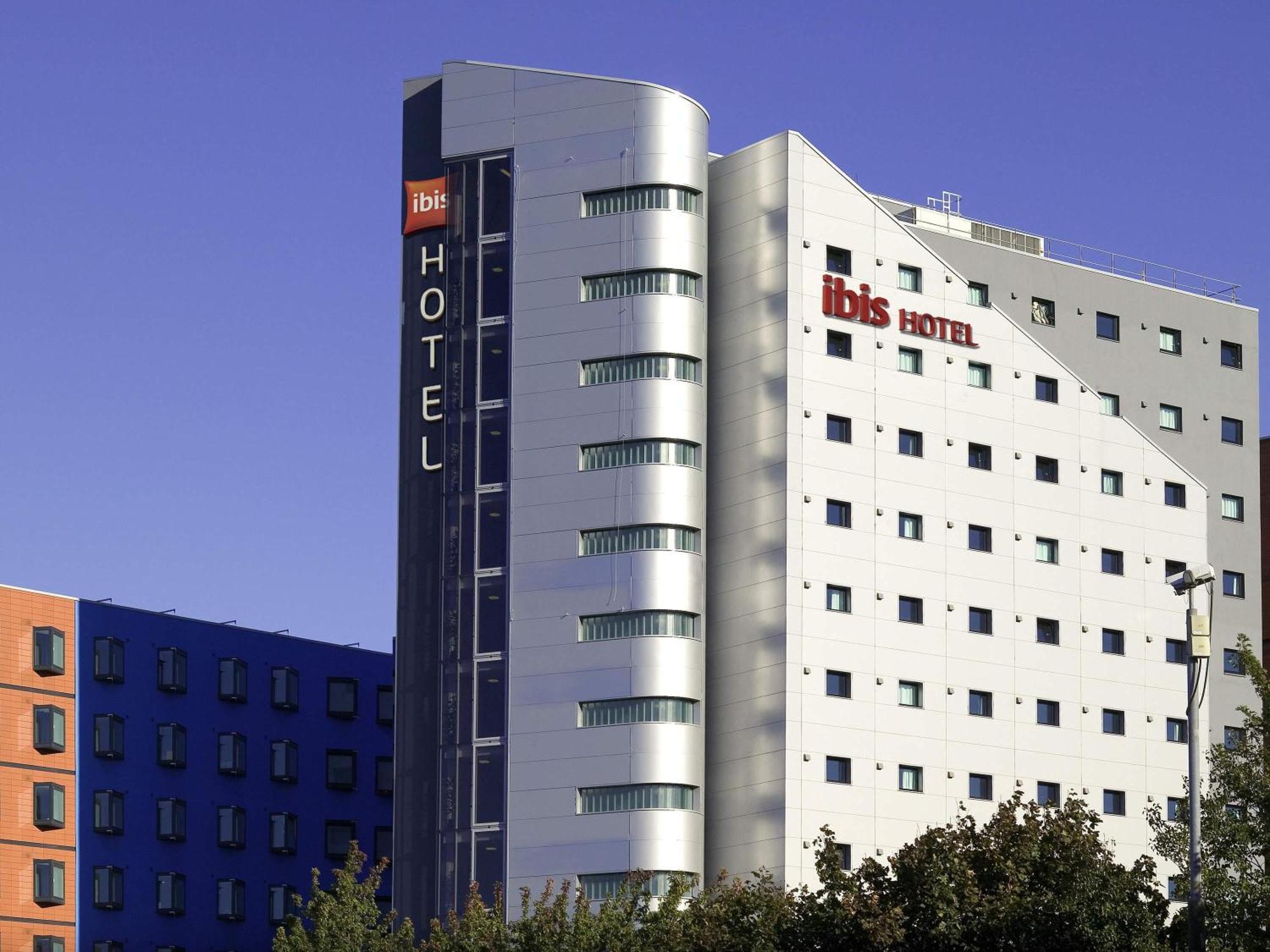 8 Top-Rated Cheap & Budget Hotels in West Yorkshire